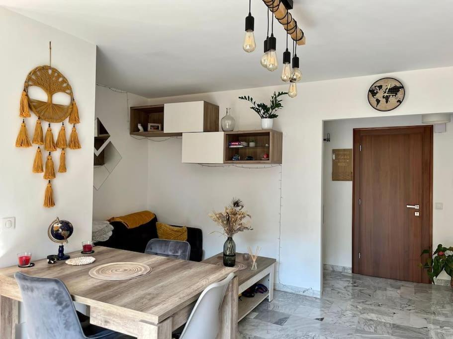 Apartamento Beau 2 Pieces,Terrasse, Parking Menton Centre Exterior foto